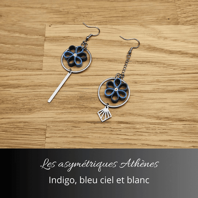 Boucles d'oreilles asymétriques Athènes - Indigo bleu ciel et blanc