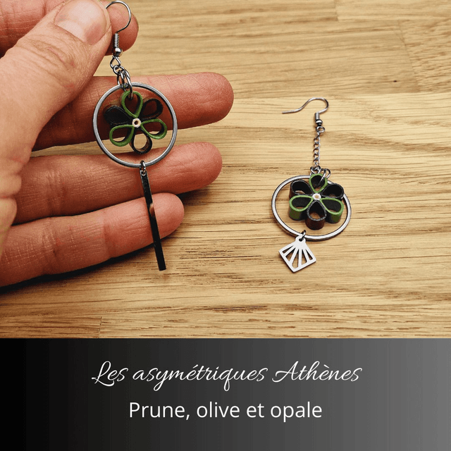 Boucles d'oreilles asymétriques Athènes - Prune olive et opale